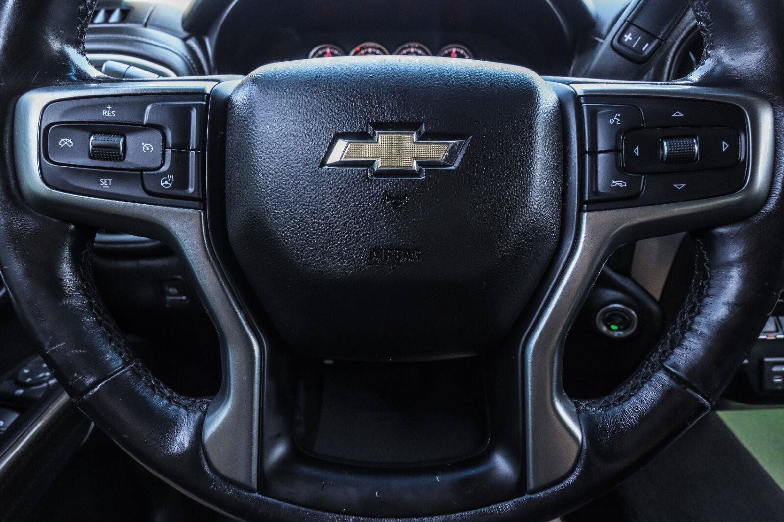 Used 2019 Chevrolet Silverado 1500 LT w/ All-Star Edition AWD/4WD image 14