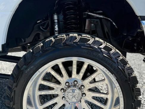 Used 2021 Ford F250 Lariat w/ Lariat Value Package image 9