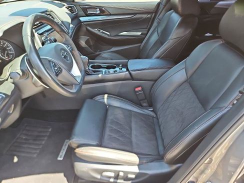 Certified 2021 Nissan Maxima SR w/ Sport Mat Group FWD image 14