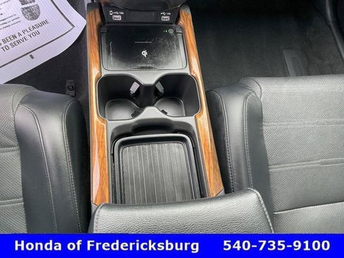 Used 2020 Honda CR-V Touring image 40