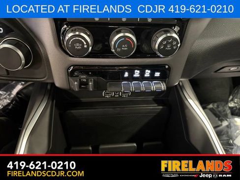New 2026 RAM 1500 Big Horn AWD/4WD image 17
