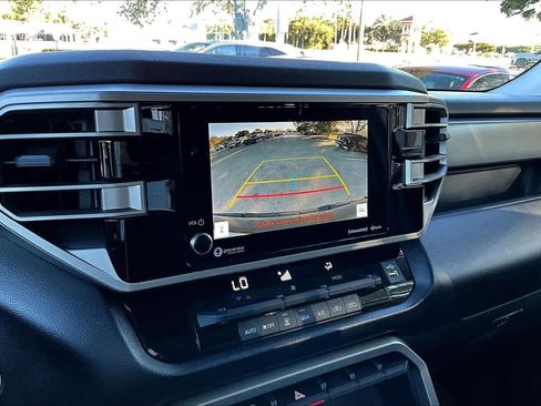 Used 2022 Toyota Tundra SR5 image 24