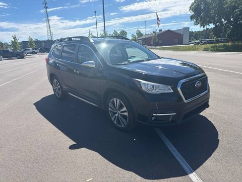 Used 2019 Subaru Ascent Touring w/ Popular Package #3 AWD/4WD image 3