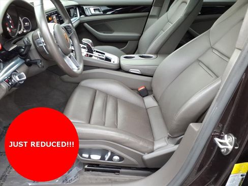 Used 2018 Porsche Panamera 4 image 17