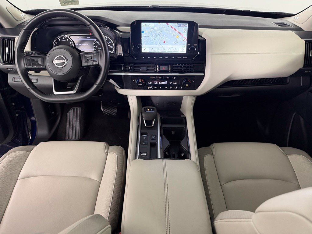 Used 2025 Nissan Pathfinder SL w/ SL Premium Package FWD image 13