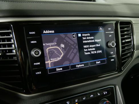 Used 2021 Volkswagen Atlas SEL AWD/4WD image 31