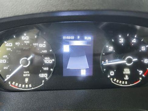 Used 2014 Nissan Frontier SV RWD image 38