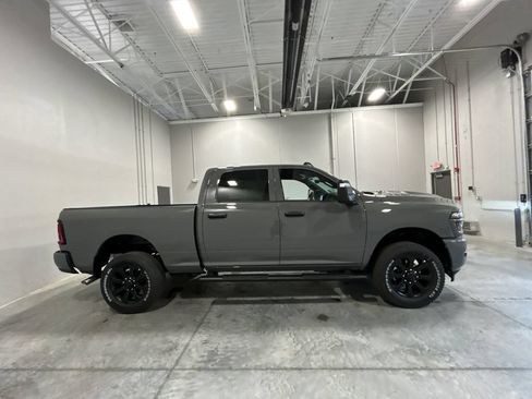 New 2026 RAM 2500 Tradesman AWD/4WD image 5