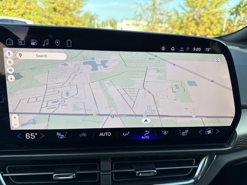 New 2026 Chevrolet Equinox EV LT image 23