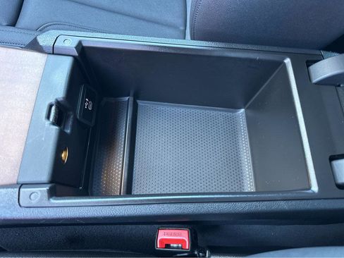 Used 2021 BMW 330i Sedan w/ Convenience Package image 30