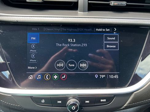 Used 2021 Buick Encore GX Essence AWD/4WD image 27