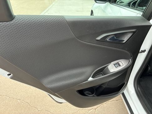 Used 2023 Chevrolet Malibu LS image 22