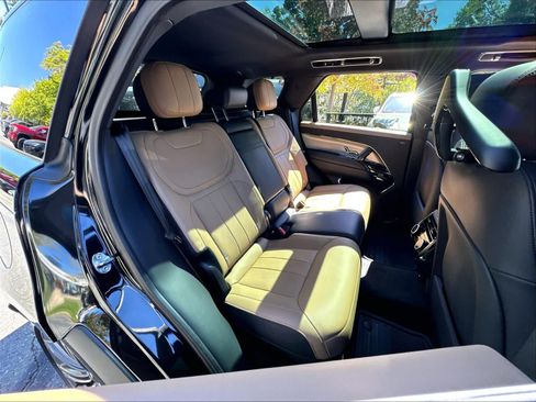 Used 2025 Land Rover Range Rover Sport Dynamic SE AWD/4WD image 30