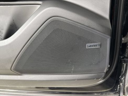 Certified 2023 Porsche Cayenne Platinum Edition AWD/4WD image 35