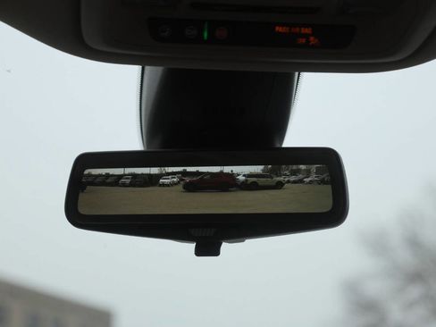 Used 2020 Buick Enclave Premium w/ Surround and Sites Package image 23