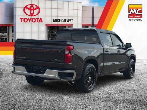 Used 2021 Chevrolet Silverado 1500 LT w/ Texas Edition Plus RWD image 4