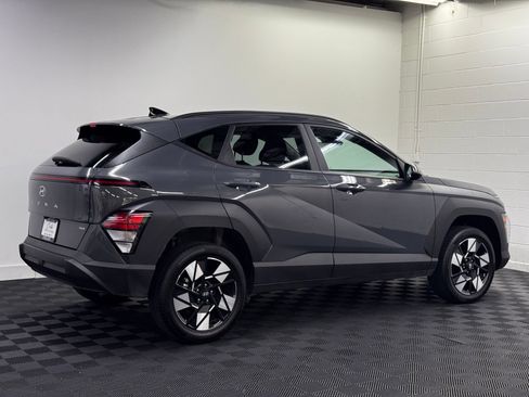 Used 2025 Hyundai Kona SEL AWD/4WD image 2