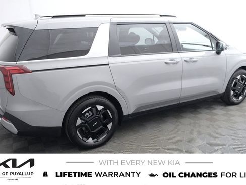 New 2026 Kia Carnival EX FWD image 4