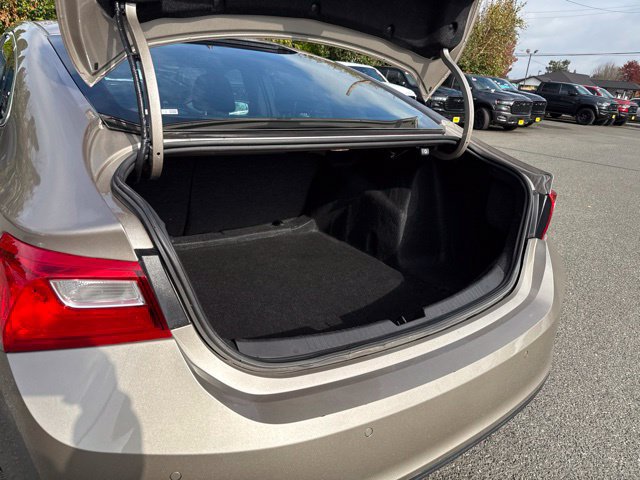 Used 2024 Chevrolet Malibu LT FWD image 14