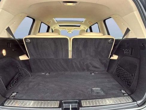 Used 2018 Mercedes-Benz GLS 450 4MATIC image 9