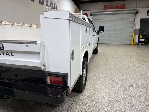 Used 2023 Chevrolet Silverado 2500 W/T w/ WT Convenience Package AWD/4WD image 36