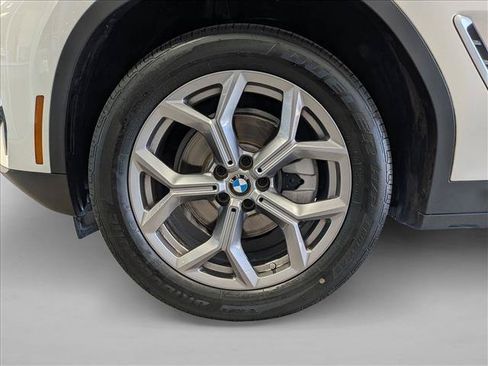 Used 2024 BMW X3 xDrive30i w/ Convenience Package AWD/4WD image 25