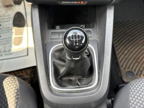 Used 2012 Volkswagen Jetta S FWD image 27