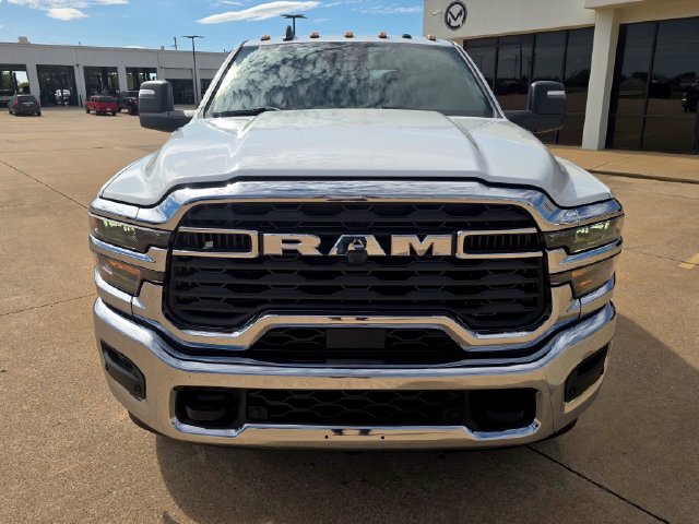 New 2027 RAM 3500 Tradesman AWD/4WD image 3
