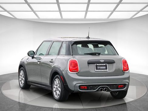 Used 2019 MINI Cooper S w/ Signature Upholstery Package image 2
