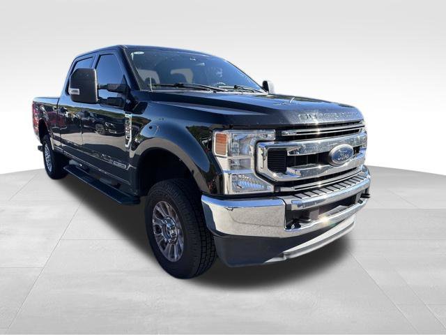 Used 2022 Ford F250 XLT AWD/4WD image 2