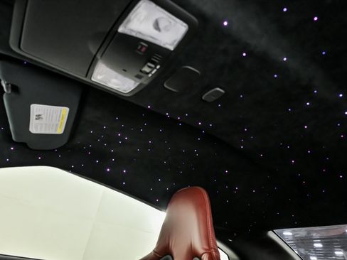 Used 2019 Nissan GT-R Premium w/ Premium Interior Package image 37