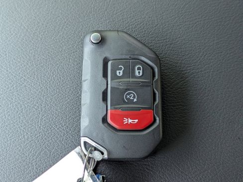 New 2025 Jeep Wrangler Sport image 31