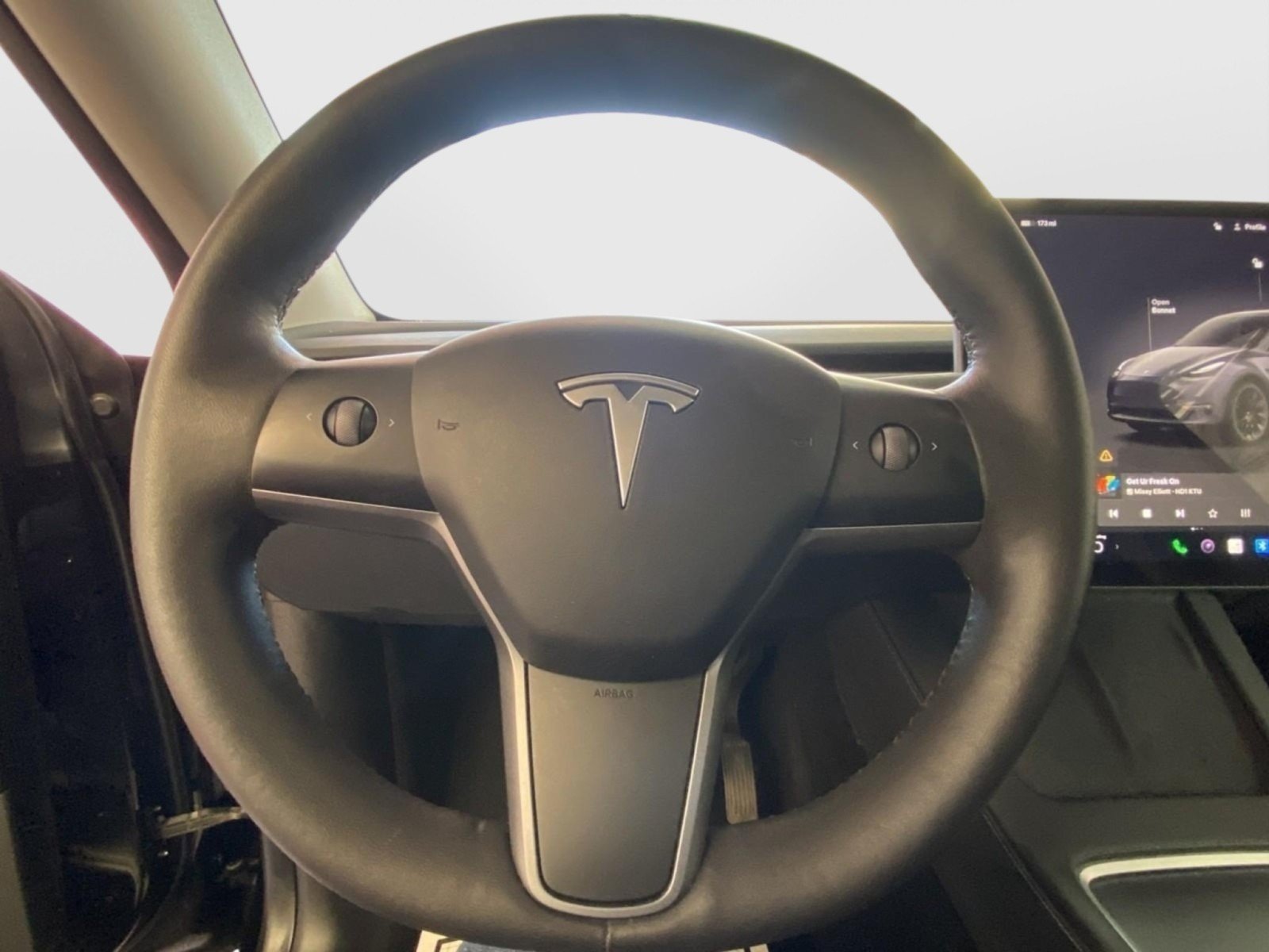 Used 2023 Tesla Model Y Long Range AWD/4WD image 24