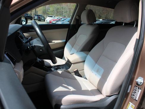 Used 2016 Hyundai Tucson Sport image 24