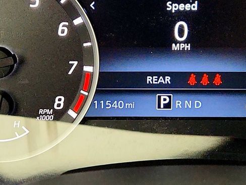 Used 2025 Nissan Frontier SV image 15