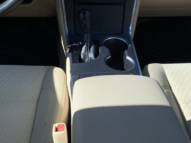 Used 2017 Toyota Camry LE FWD image 27