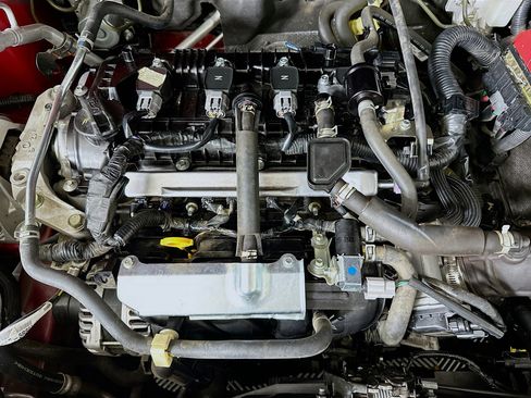 Used 2024 Nissan Kicks SV image 30