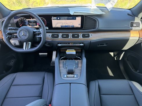 New 2025 Mercedes-Benz GLS 450 4MATIC image 31