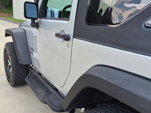 Used 2012 Jeep Wrangler Sport AWD/4WD image 16