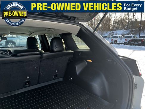 Used 2020 Jeep Cherokee Latitude Lux w/ Quick Order Package 26H Lux image 13