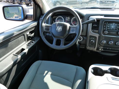 Used 2014 RAM 1500 Express AWD/4WD image 9