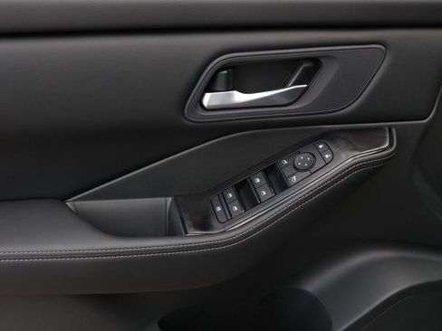 New 2026 Nissan Rogue SV FWD image 24