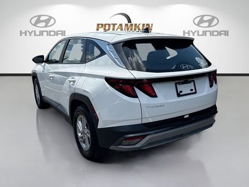 Certified 2026 Hyundai Tucson SE FWD image 7