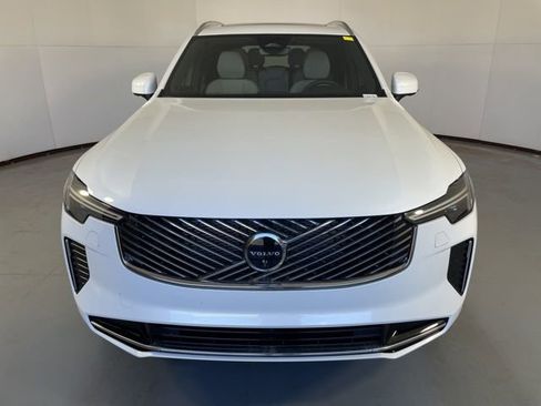 New 2026 Volvo XC90 B5 Plus w/ Protection Package AWD/4WD image 3