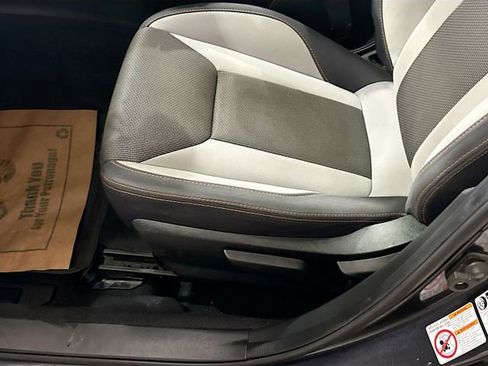 Used 2018 Subaru Crosstrek 2.0i Premium w/ Popular Package #3 image 19