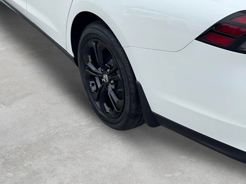 Used 2025 Honda Accord SE image 8