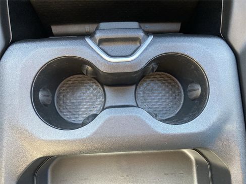 Used 2024 RAM 2500 Laramie image 15