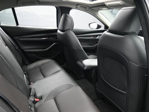 Used 2023 MAZDA MAZDA3 2.5 Turbo Sedan w/Premium Plus image 33