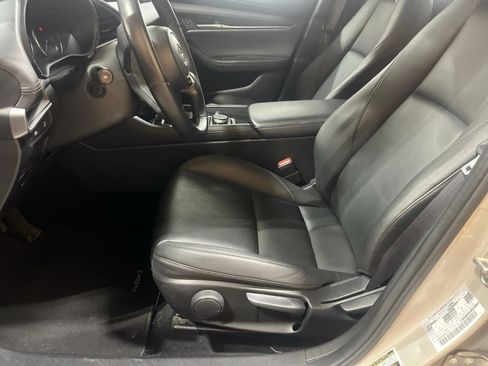 Used 2024 MAZDA MAZDA3 s FWD image 14