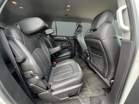 Used 2013 Buick Enclave Leather w/ Trailering Provision Package FWD image 7